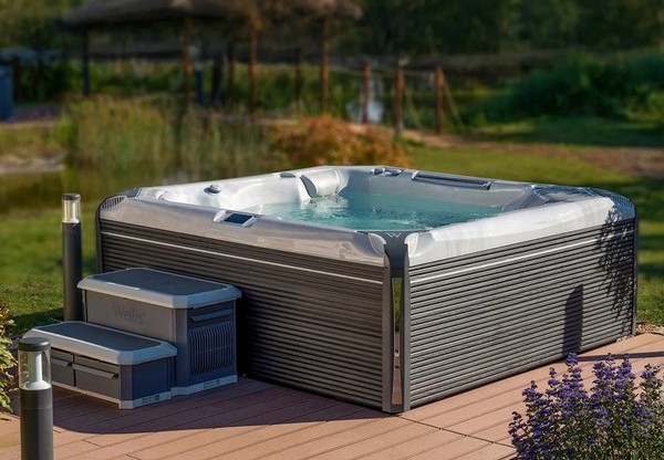 Wellis PeakLife 2025: новые модели гидромассажных бассейнов для дома и дачи