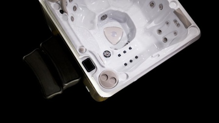 Спа бассейн Hydropool Self Cleaning 570 Gold
