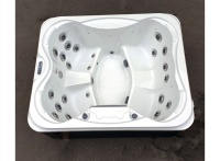 Гидромассажный мини спа-бассейн JNJ Spas Octave