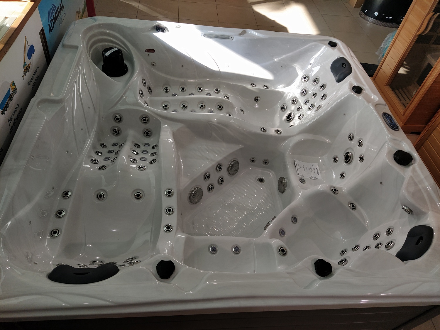 Гидромассажные спа бассейны Delfi Spa со скидкой!