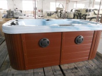 Одноместный гидромассажный бассейн Sunrans SR841